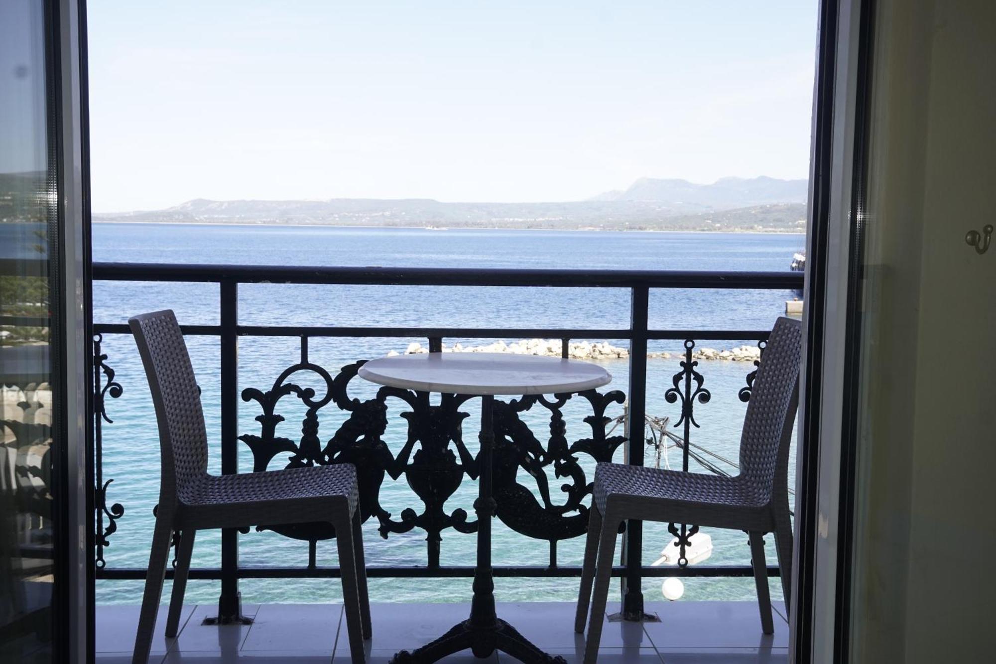Hotel Miramare Pýlos Eksteriør bilde