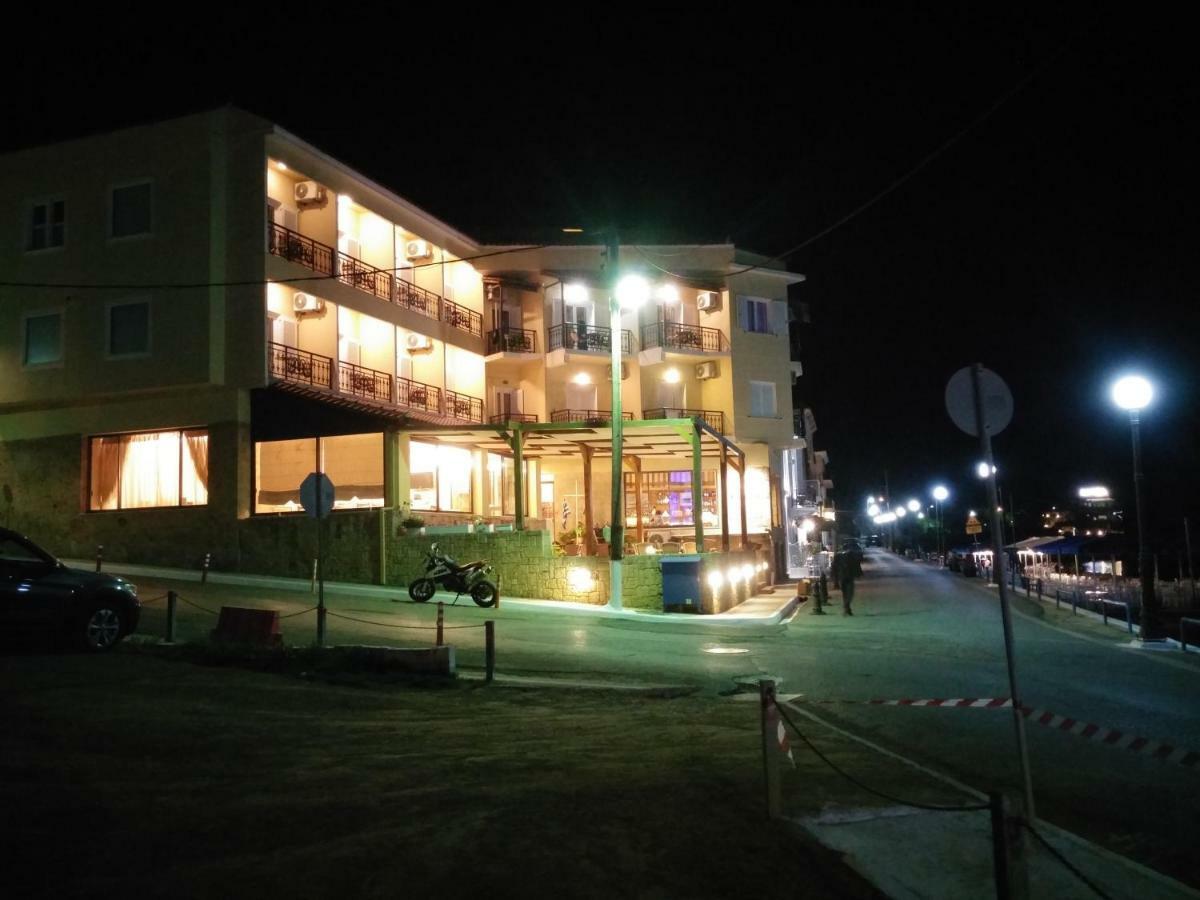Hotel Miramare Pýlos Eksteriør bilde