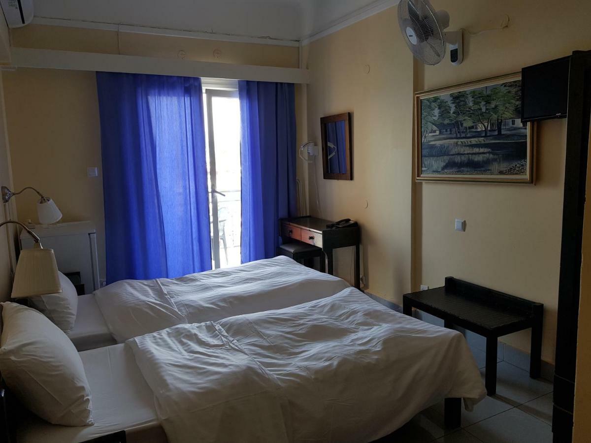Hotel Miramare Pýlos Eksteriør bilde