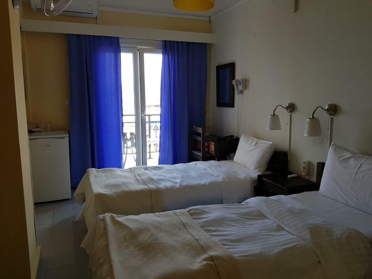 Hotel Miramare Pýlos Eksteriør bilde