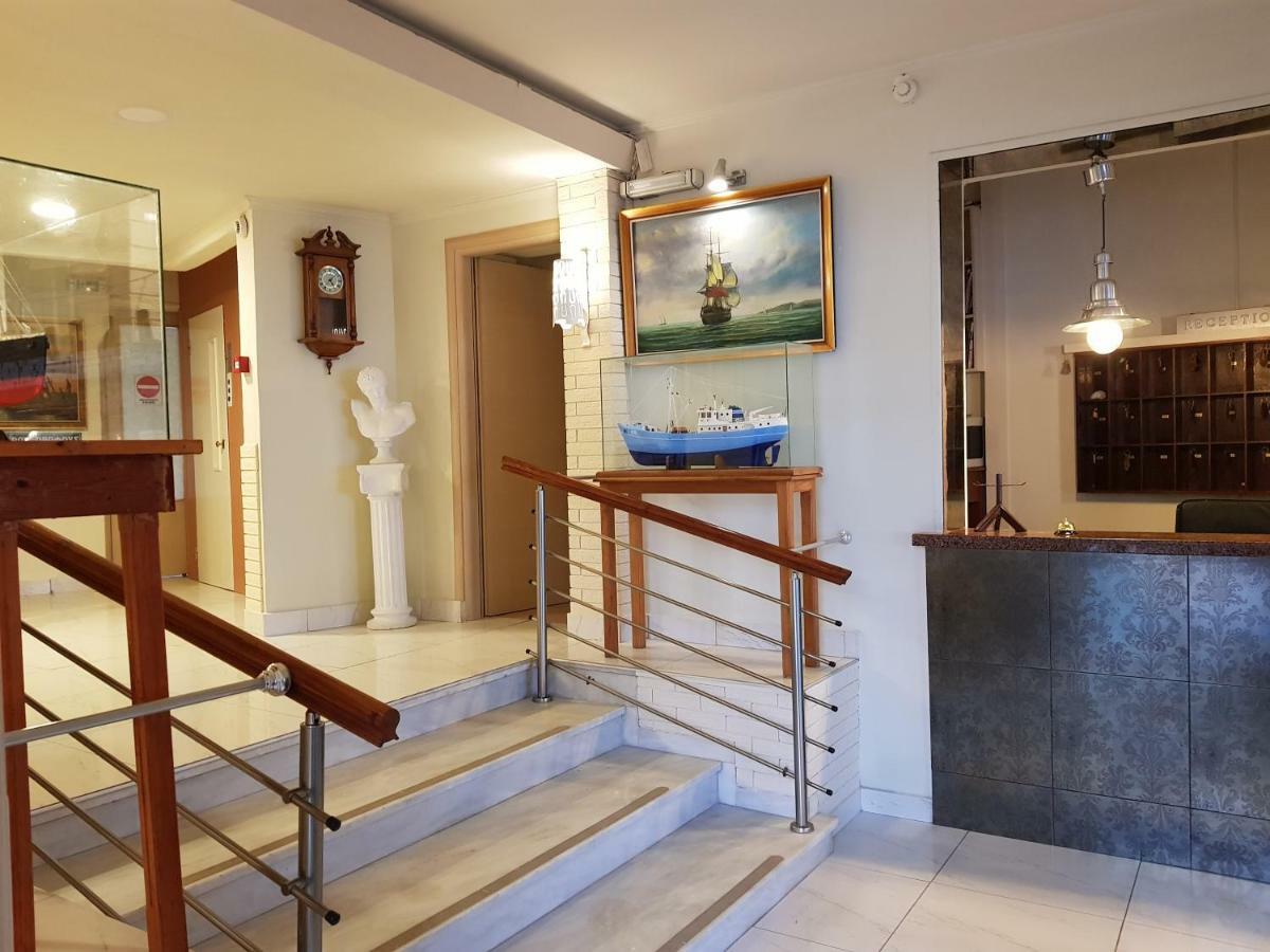 Hotel Miramare Pýlos Eksteriør bilde