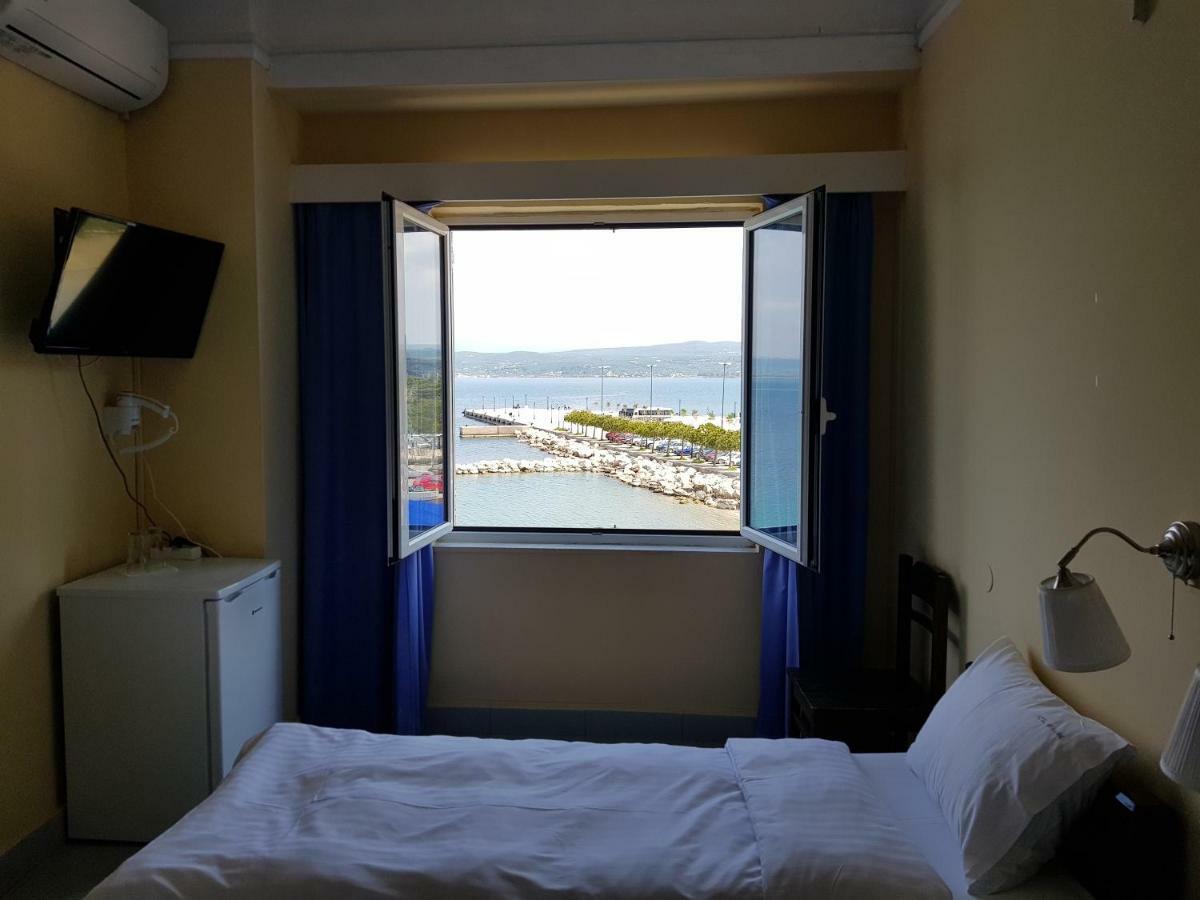 Hotel Miramare Pýlos Eksteriør bilde