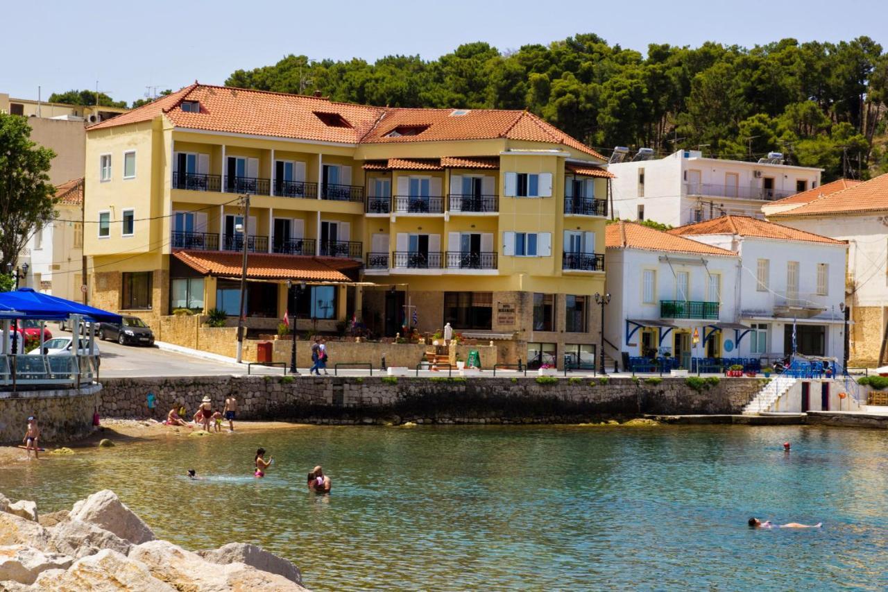 Hotel Miramare Pýlos Eksteriør bilde